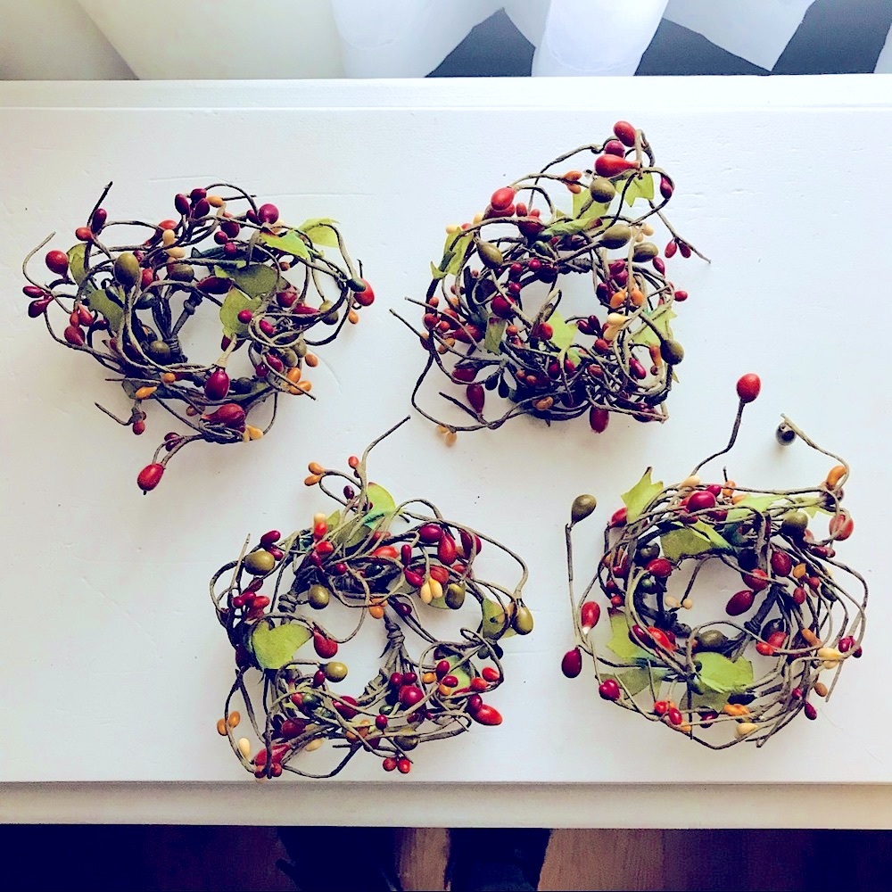 CANDLESTICK berry Rings (4)